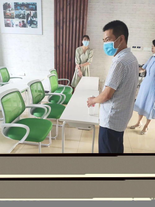 縣人力社保局赴趕街職業(yè)技能培訓(xùn)學(xué)校開(kāi)展民辦職業(yè)培訓(xùn)機(jī)構(gòu)復(fù)訓(xùn)核驗(yàn)工作